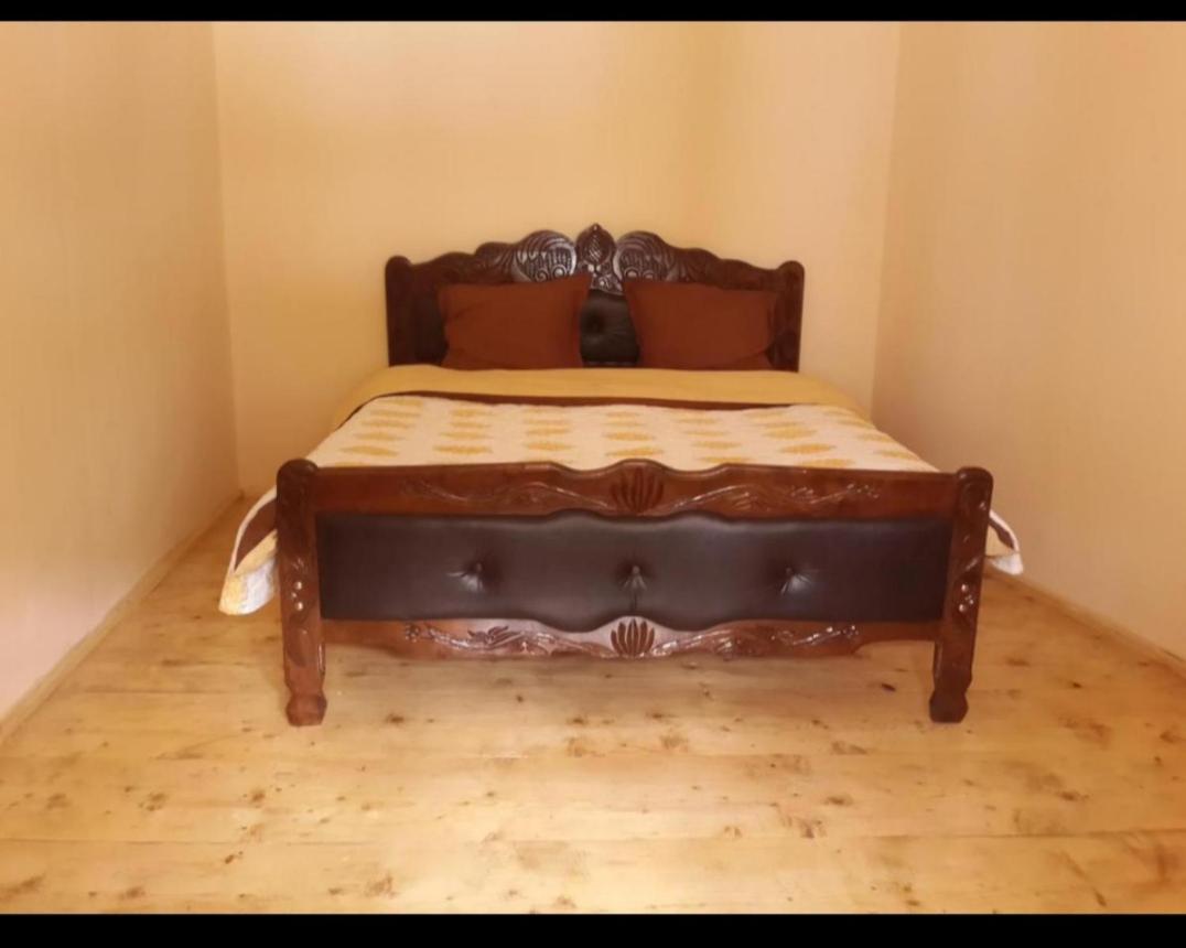 Guest House Georgia Elisabeth Адиши Экстерьер фото